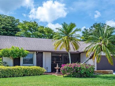 104 Marselle DR, Naples, FL, 34112