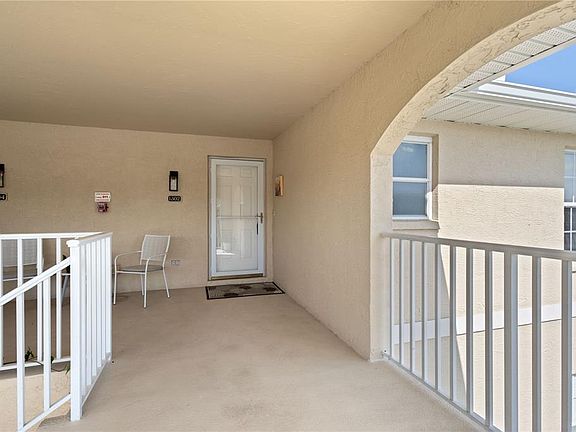 4th image of 5800 Sabal Trace Dr APT 1302