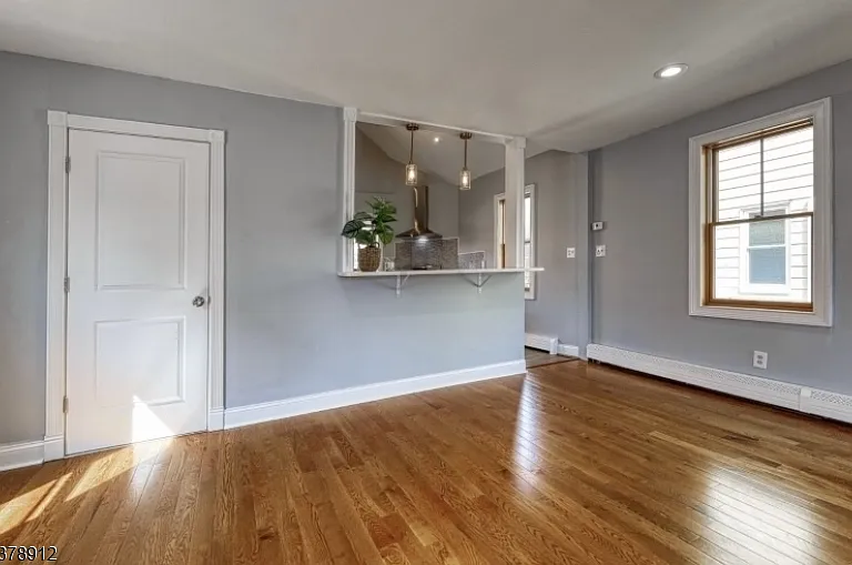 101 Carlton Ave — Photo 4