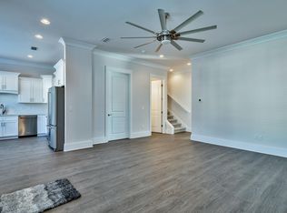 995 Airport Rd UNIT 14, Destin, FL 32541