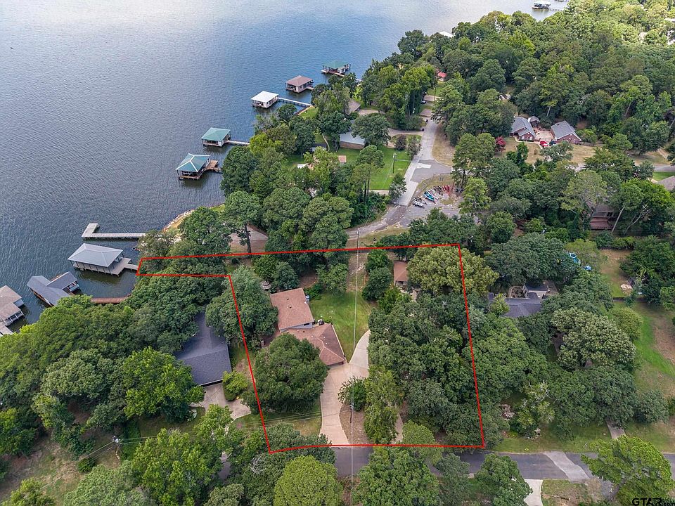 1st image of 17594 Carol Cir