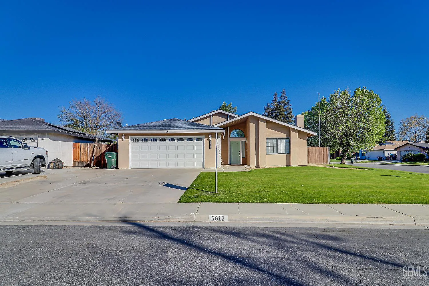 3612 Sonoita Dr photo 1