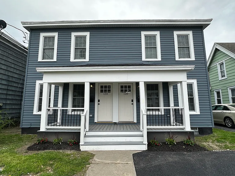 128 Caroline Ave #2 — Photo 2