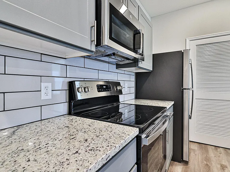 The Lofts at Bridgewood — Photo 82