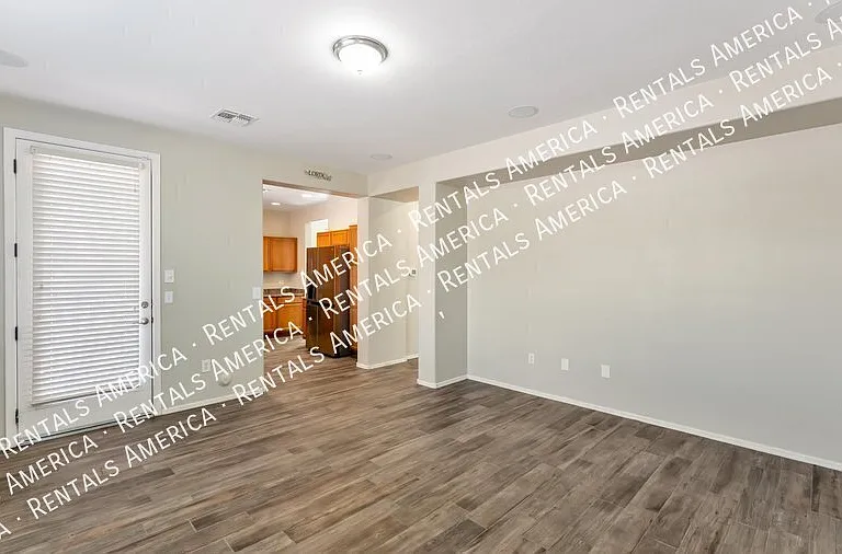 56 W Camino Fuste — Photo 7