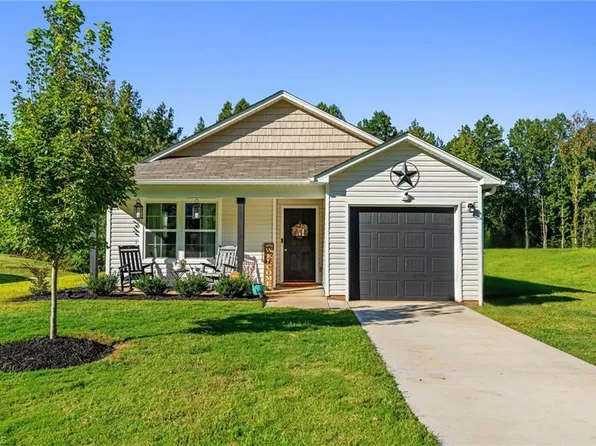 147 Ariel Ct, Mocksville, NC 27028