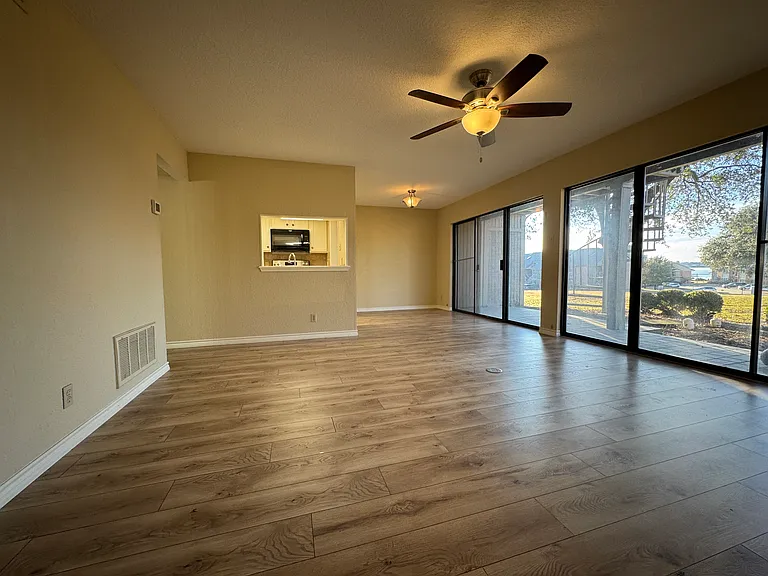 1121 Signal Ridge Pl — Photo 7