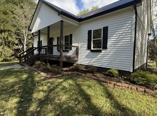 136 Log Ln #1, Jacksboro, TN 37757