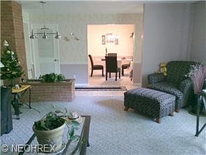 5th image of 496 Montrose St