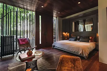 Rented by Gulia Wang, LREB