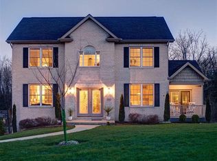 506 Kerrwood Rd, Pittsburgh, PA 15215