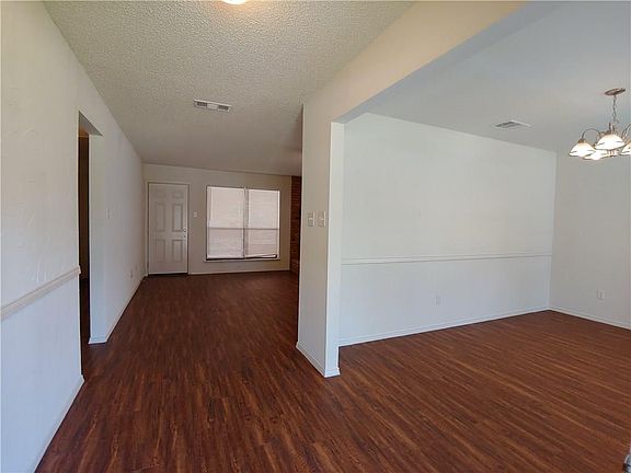 4th image of 3228 Santana Ln