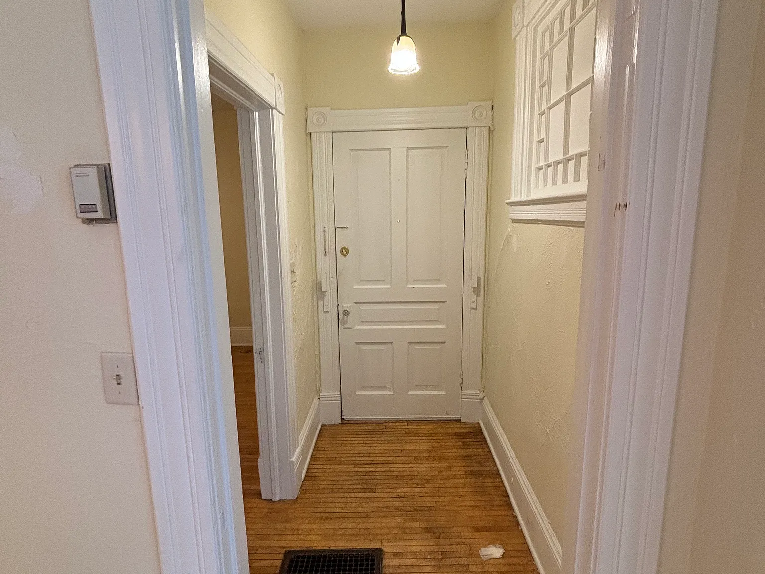 465 Grand Ave — Photo 4