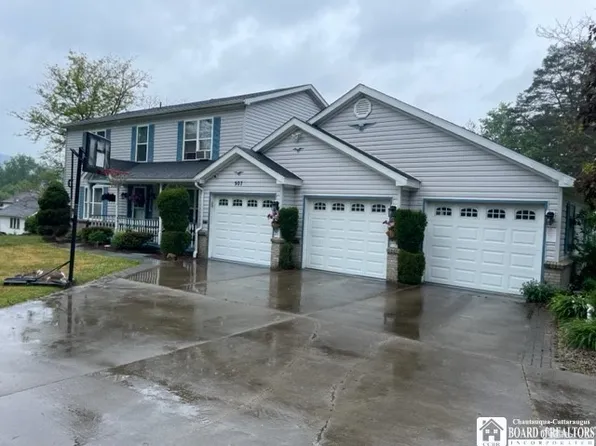 507 Gulf St, Olean, NY 14760