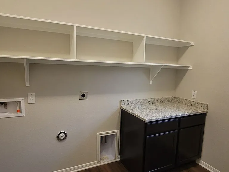 3206 Trinity Dr — Photo 21