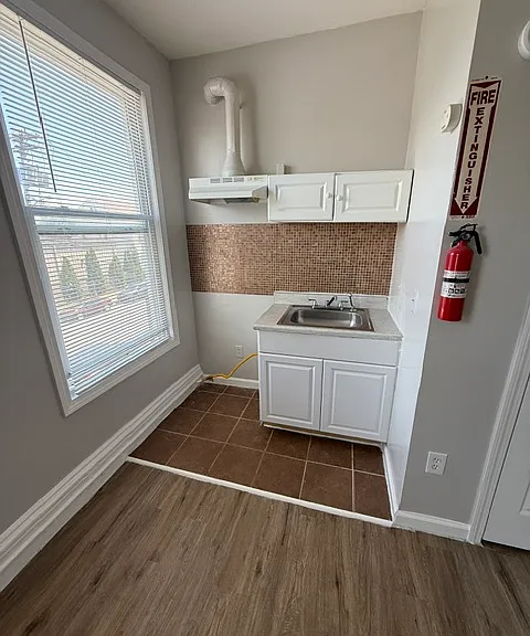1071 Iranistan Ave #12 — Photo 8