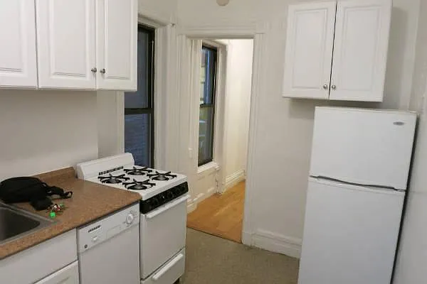 Rented by Manhattan Best Realty, Inc. | media 20