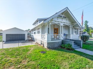 200 Chestnut St, Kelso, WA