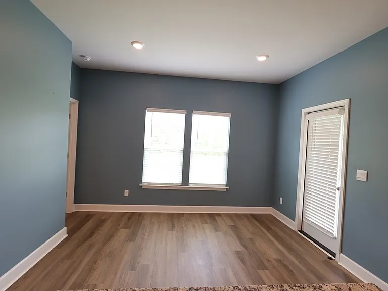 2017 Tottenham Dr — Photo 11