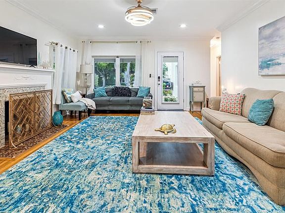 5th image of 736 Park Pl