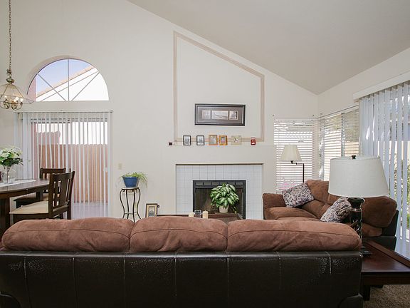 4th image of 5175 Baywood Cir