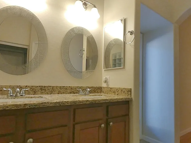 1004 W Dexter Way — Photo 24