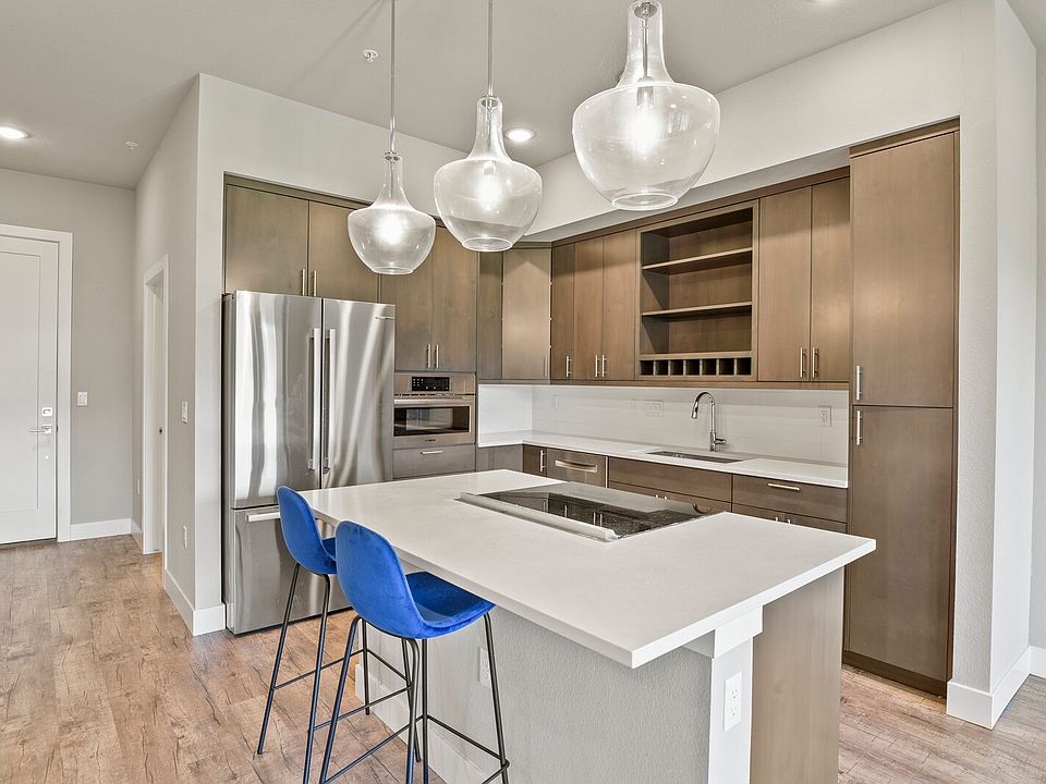 1st image of 6618 E Lowry Blvd #212
