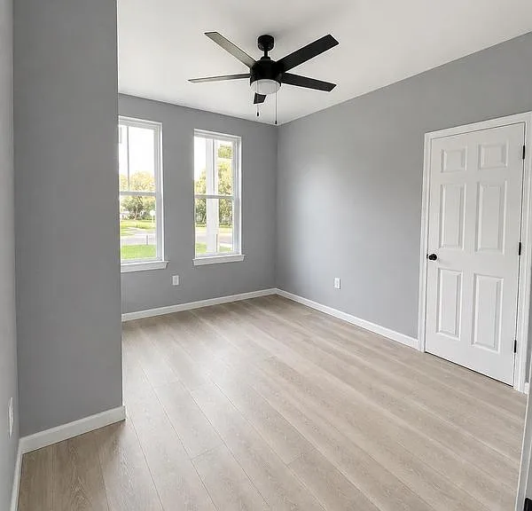 4809 Longfellow Dr — Photo 7