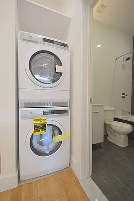 Rented by Uptown Flats LLC | media 8