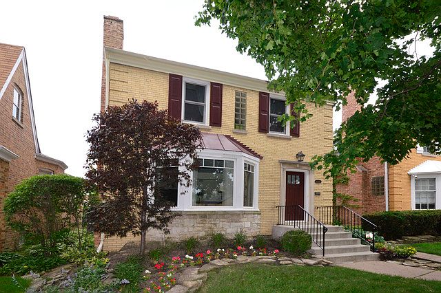 1st image of 6332 N Leroy Ave