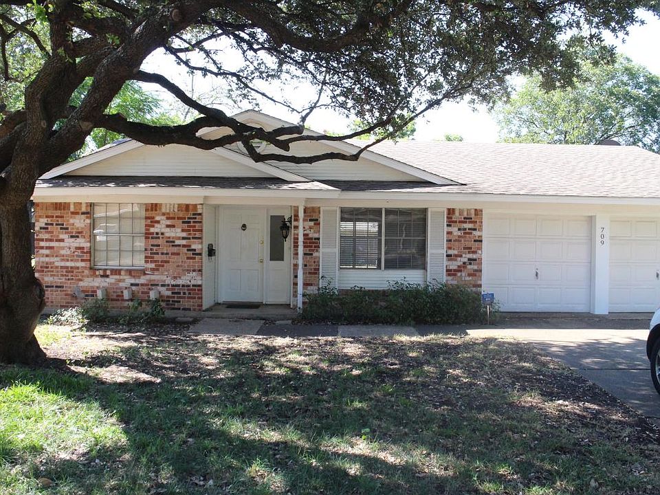 1st image of 709 Gaylewood Dr