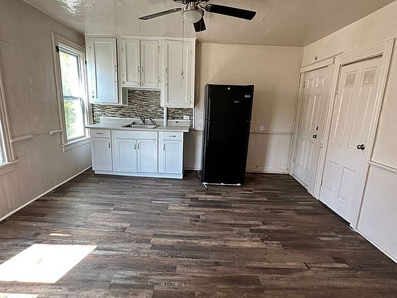 3rd image of 3356 W 32nd St Unit 3
