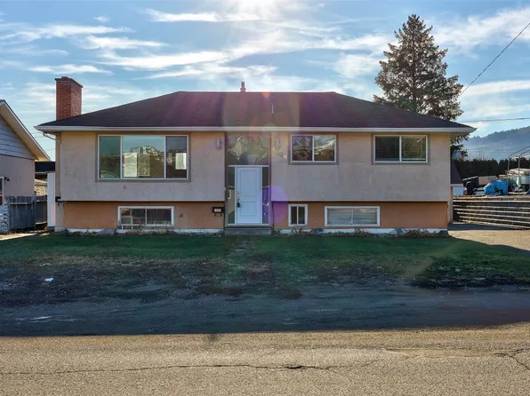 1069 Lethbridge Ave, Kamloops, BC V2B 1Y1