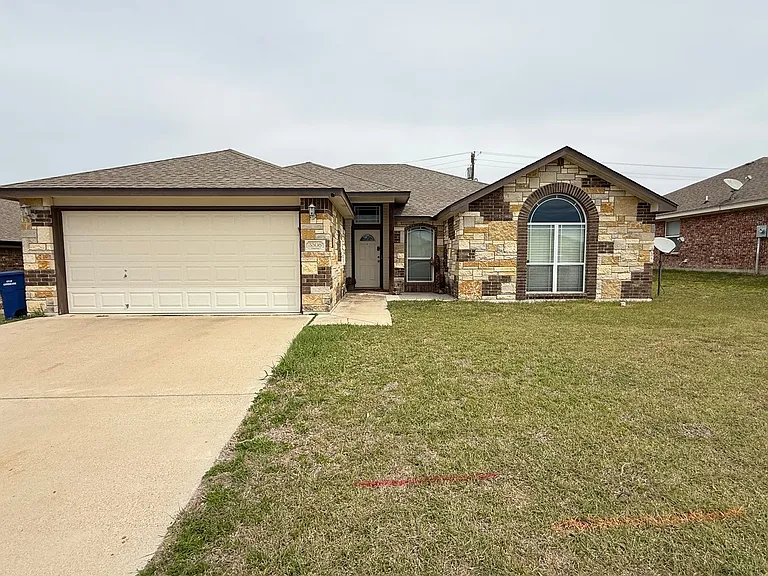 3508 Lauren St — Photo 1