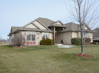 N157W20186 Brookside Dr, Jackson, WI 53037