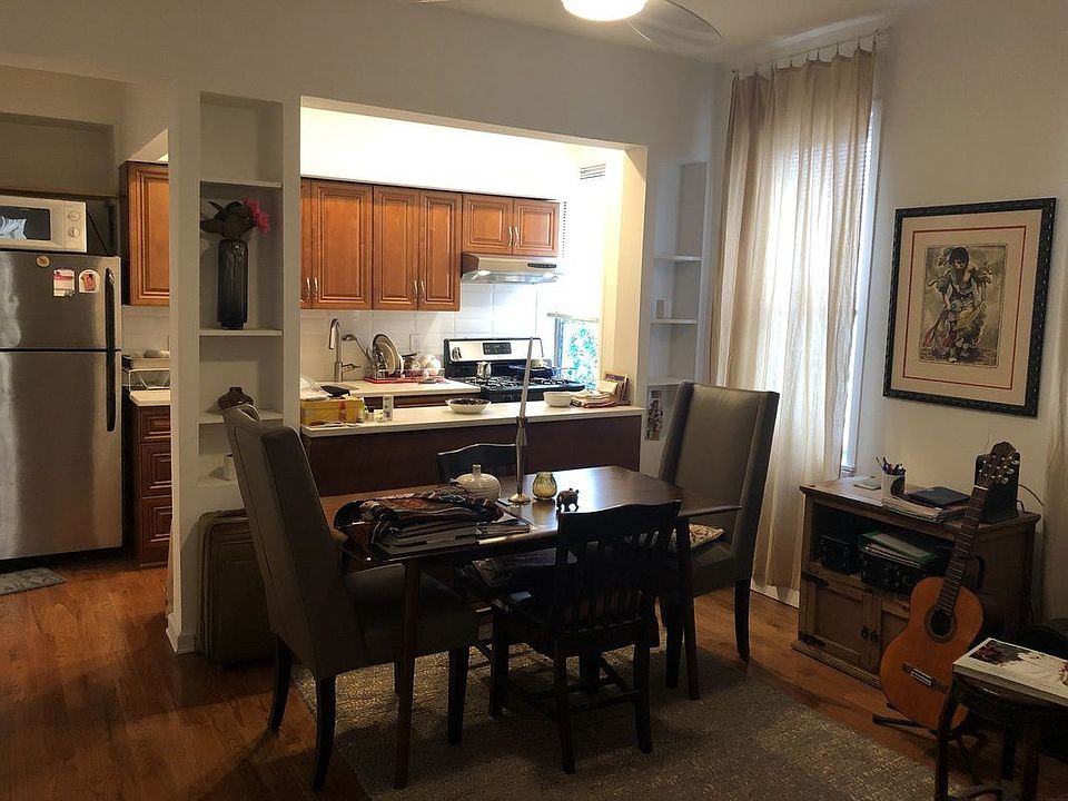 1st image of 3076 36th St APT 1F