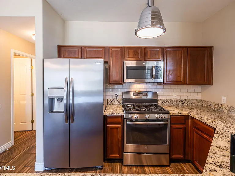 1531 S Longspur Ln — Photo 6