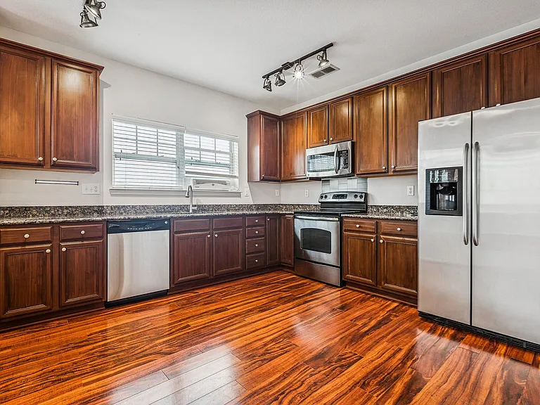 522 Knolls Dr #308 — Photo 2