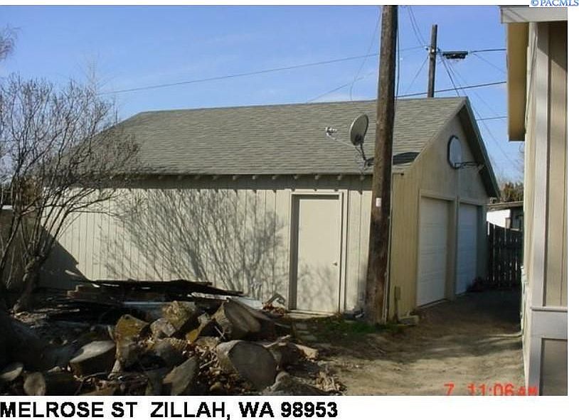 1st image of 404 Melrose St