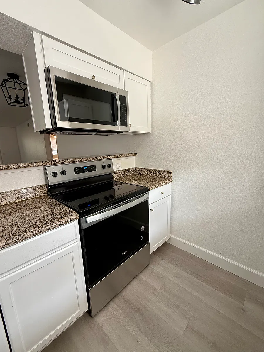 Building Photo - 2750 S Durango Dr #1009