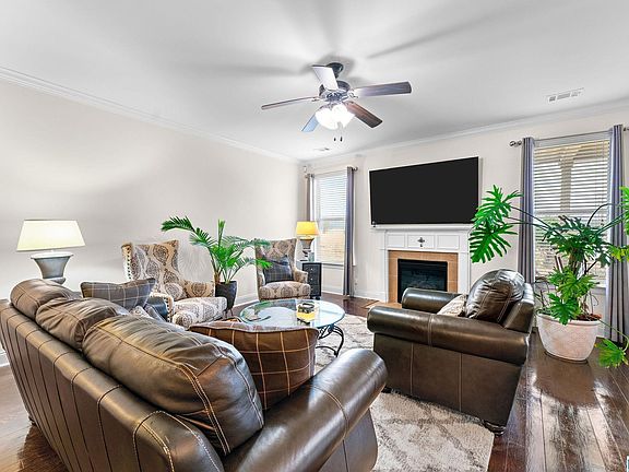 3rd image of 11774 Meadowlawn Dr