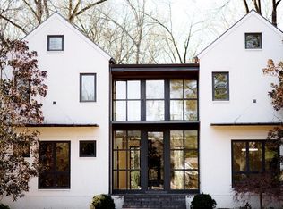 107 Avent St, Oxford, MS 38655