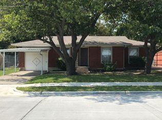 1707 Crestridge St, Mesquite, TX 75149