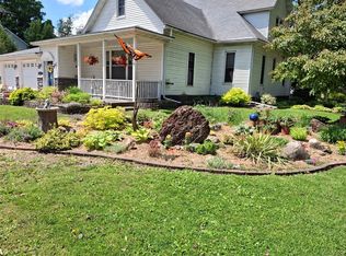 893 Short Ave, Marengo, IA 52301