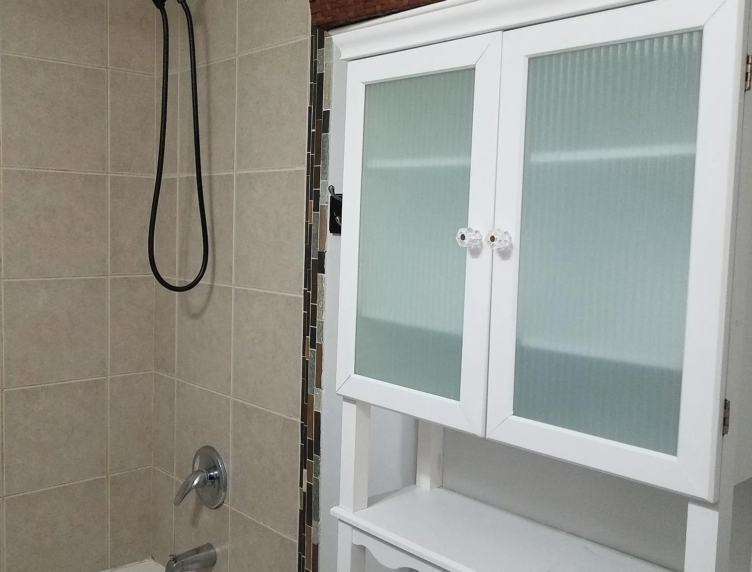 1 bed, 700 sqft, $1,750 — Photo 4