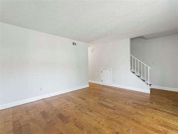 5th image of 1821 Ashborough Cir SE APT C