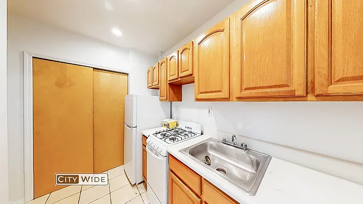 Rented by City Wide Apartments | media 3