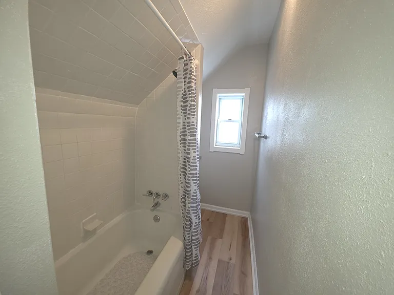 217 Bessemer Ave #3 — Photo 6