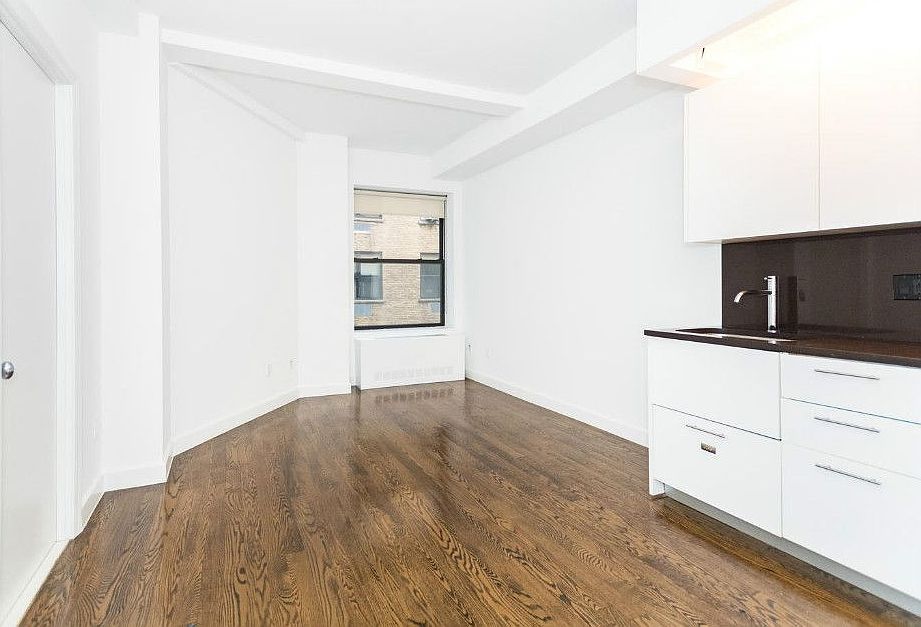 1st image of 212 W 91st St APT 605