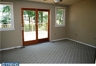 sun room (upstairs)